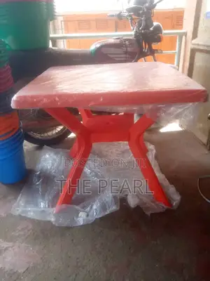 Plastic Squared Table