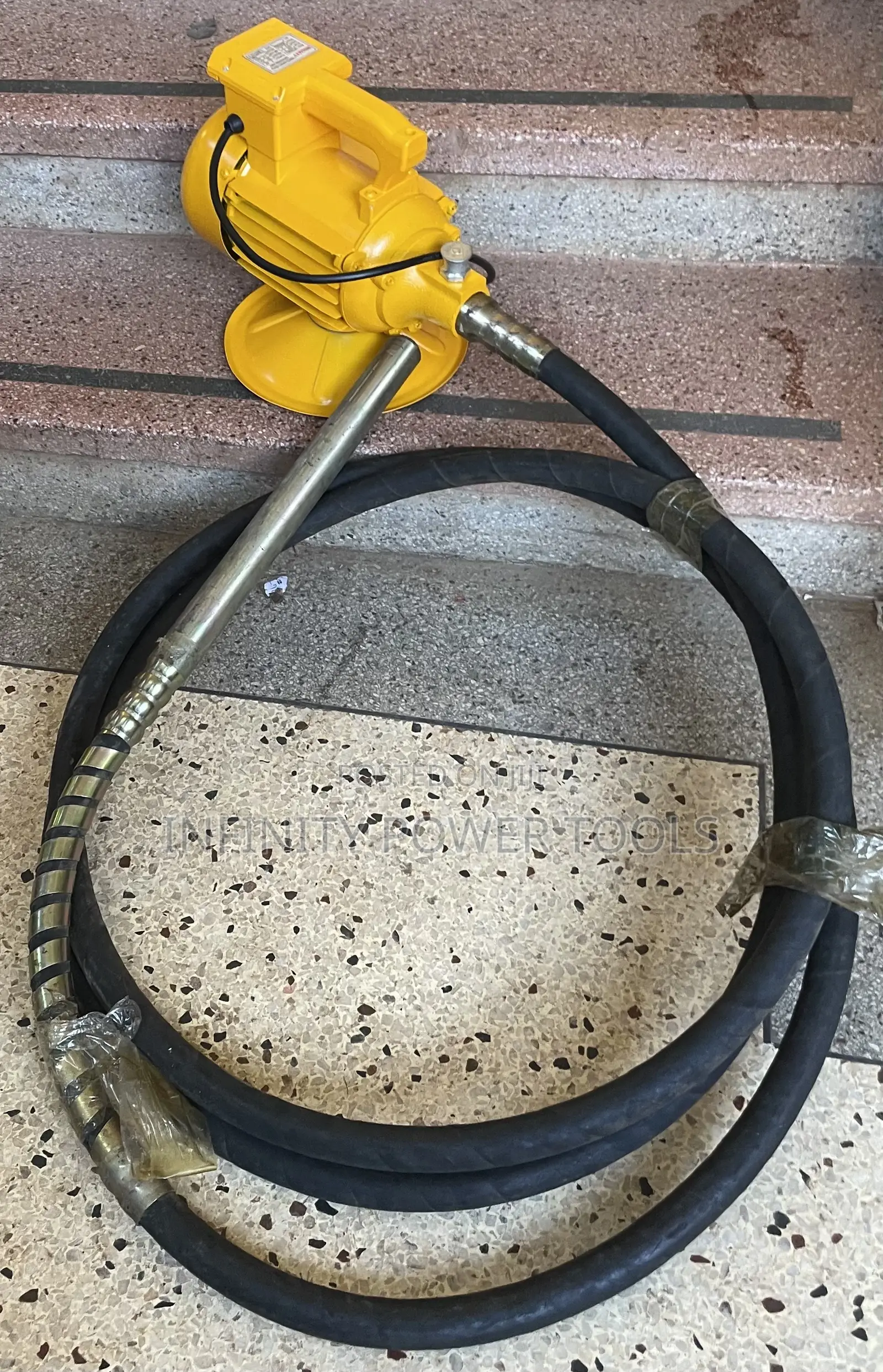 Electric Concrete Vibrator With Poker