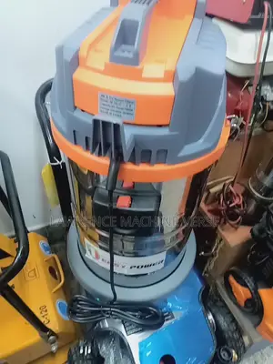 Vacuum Cleaner Wet and Dry 30L Italy