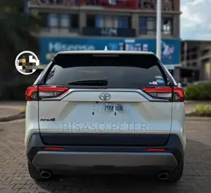 Toyota RAV4 2020 White