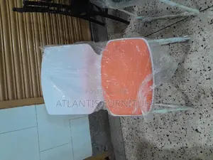 Padded Seat Plastic Chairs