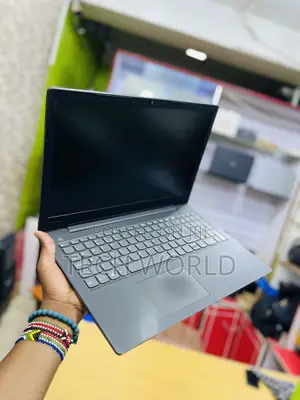 Laptop Lenovo 4GB Intel Celeron HDD 1T