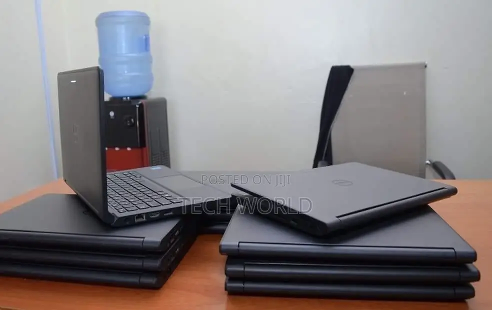 Laptop Dell 4GB Intel Celeron HDD 500GB