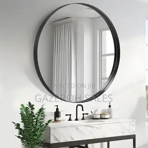 Versatile Medium Sized Circular Black Mirror (60*60)