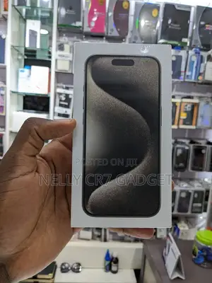 New Apple iPhone 15 Pro 256 GB Black