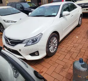 Toyota Mark X 2.5 AWD 2015 White