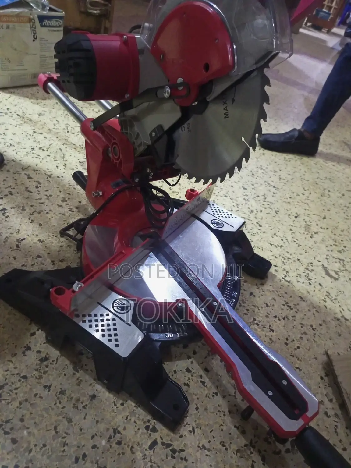 Edon Adjustable Mitre Saw