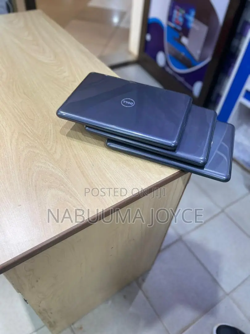 New Laptop Dell Latitude 3380 8GB Intel Core I5 HDD 500GB
