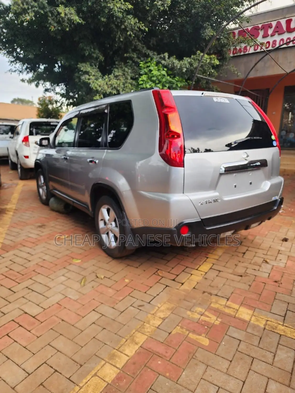 Nissan X-Trail 2010 Silver