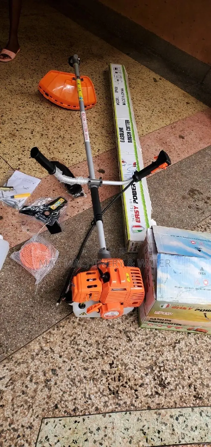 Grasstrimmer /Brush Cutter 2.5hp / Weeder Machine
