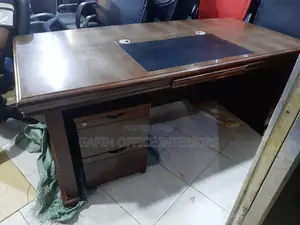 Second Hand Executive Office Table, Size 180cm