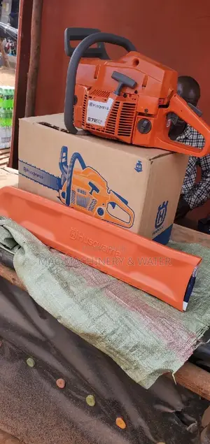 Husqvarna 272 Xp Chain Saw