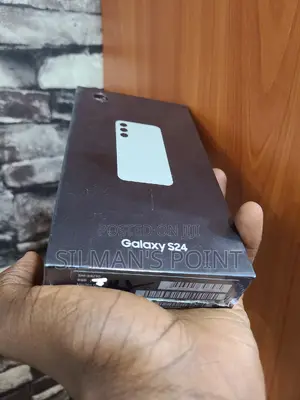 New Samsung Galaxy S24 128 GB Gray