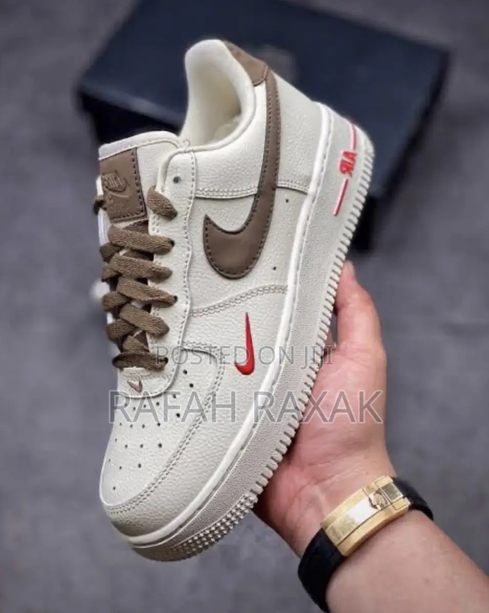 Original Nike Airforce 1 Low Brown Khaki Sneaker