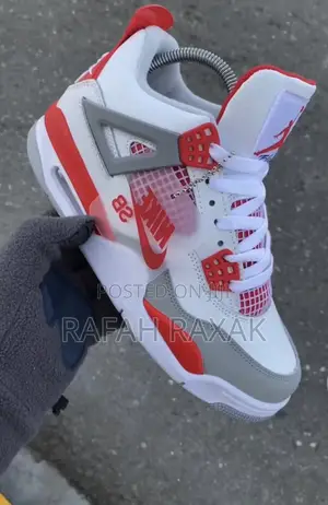 Original Air Jordan 4’S X SB Sneaker