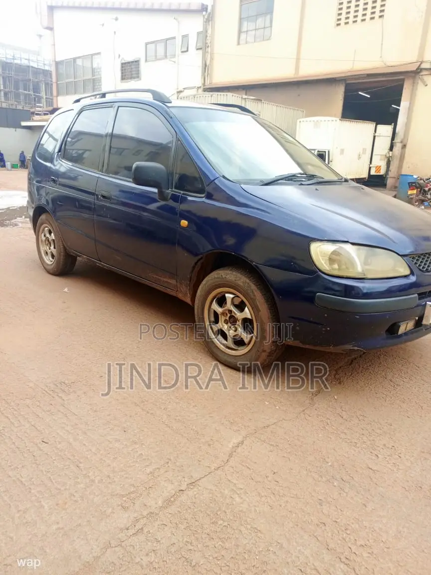 Toyota Corolla Spacio 2002 Blue
