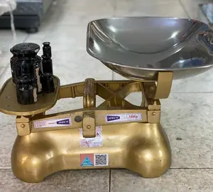 Well Balanced Weighing Scales Counter Shop Weighing Scales