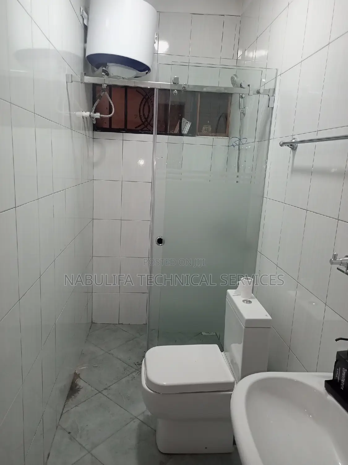 Sliding Frameless Glass Bathroom Doors