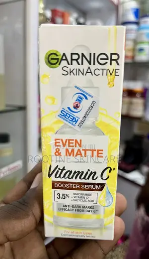 Garnier Skin Active Even Matte Vitamin C Booster Serum