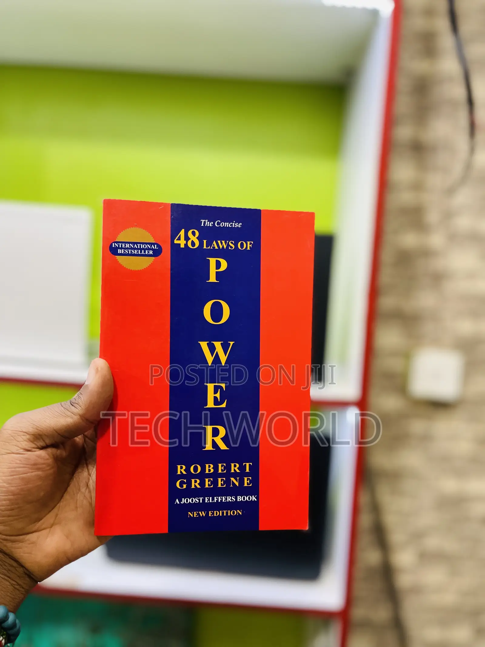48 Laws of Power. (2)