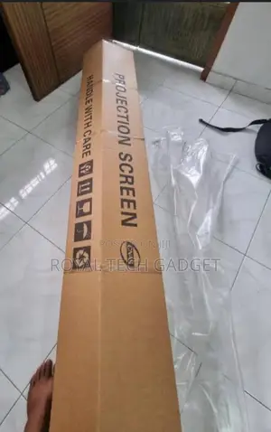 Projector Screen 180*180 Tripod