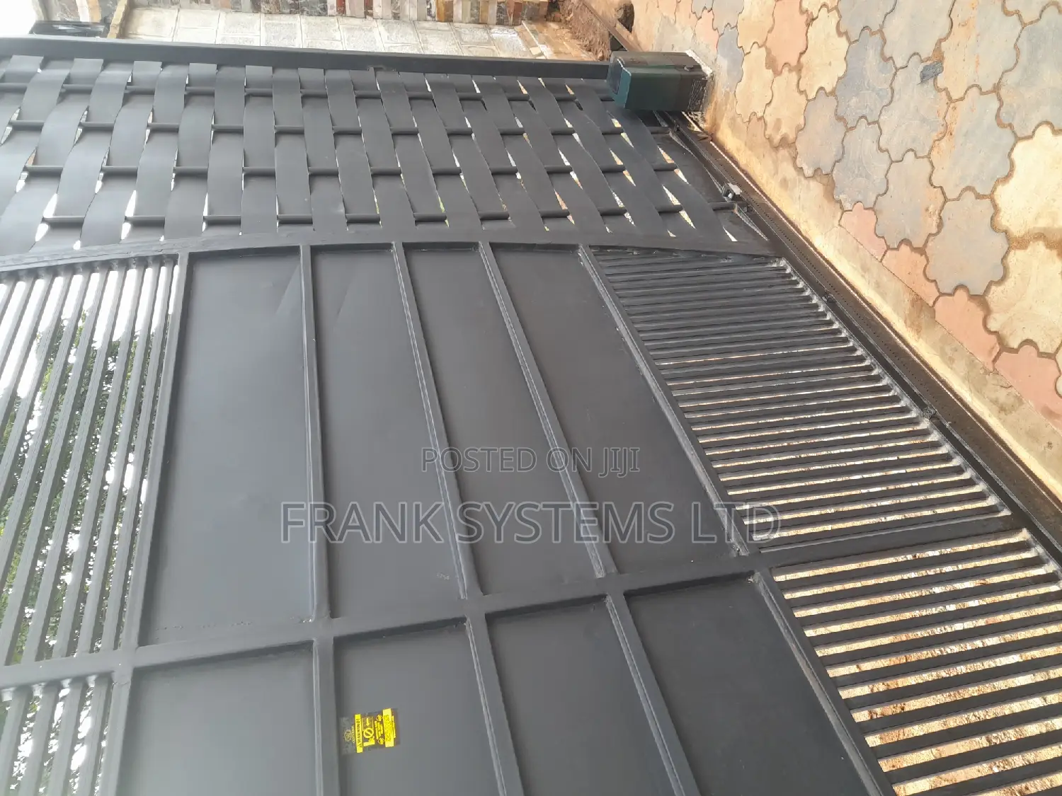 Automatic Sliding Gate System Modern.