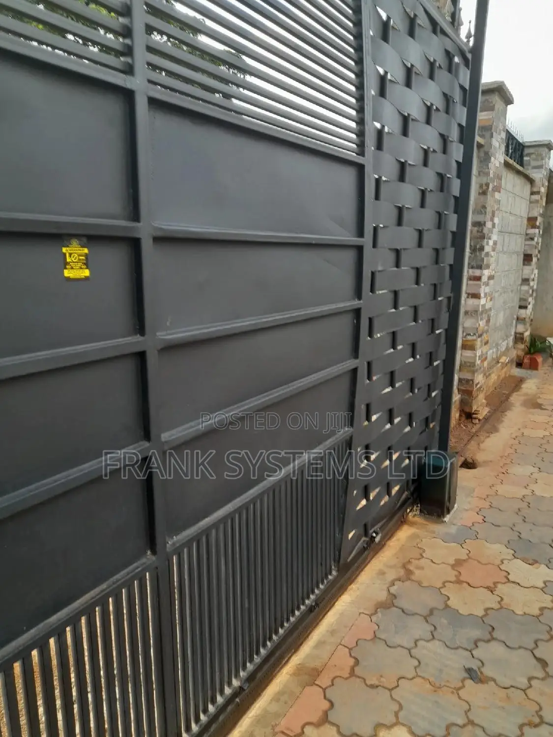 Automatic Sliding Gate System Modern.