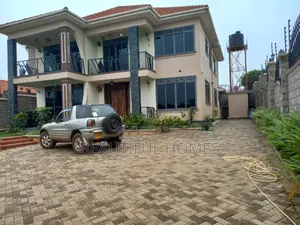 Furnished 5bdrm Duplex in Kira for sale