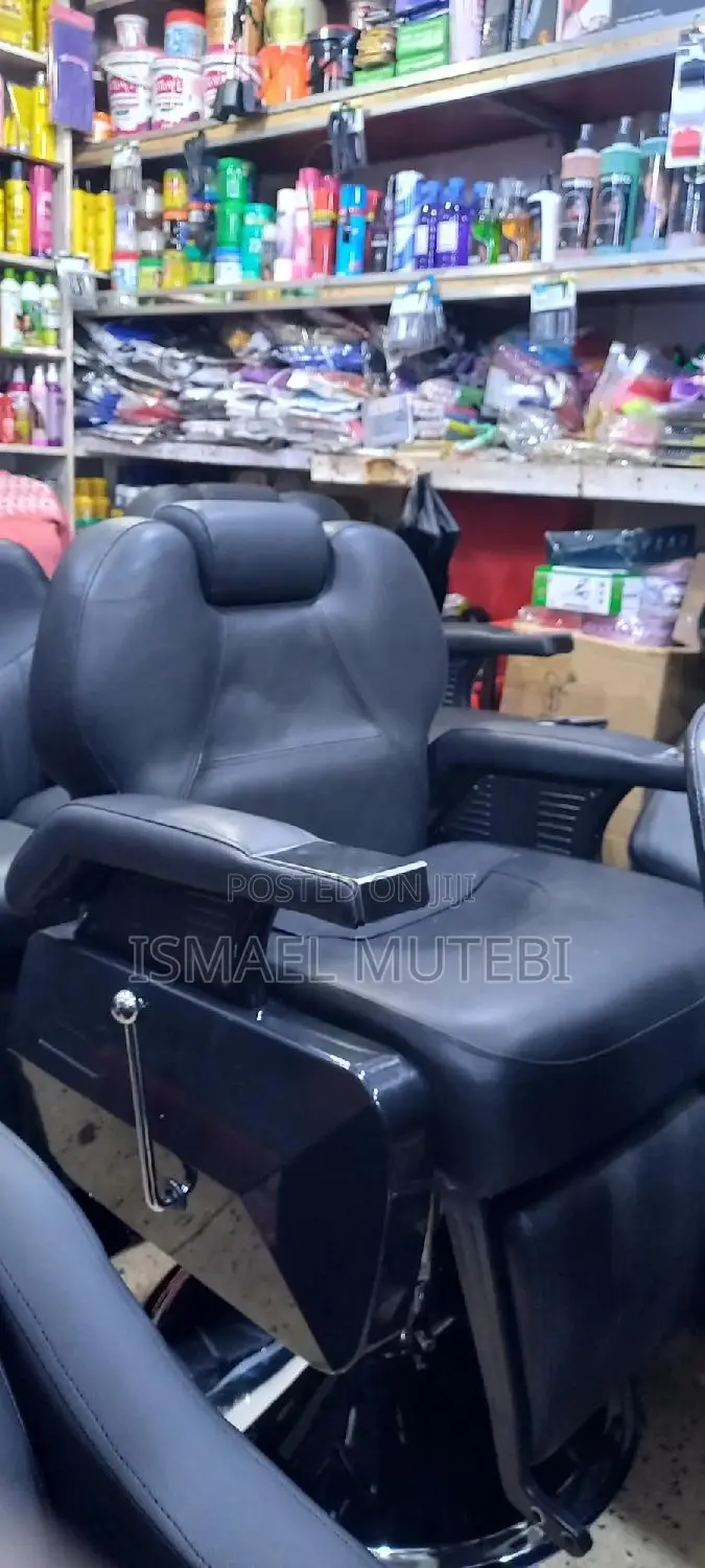 Men Barber Chair