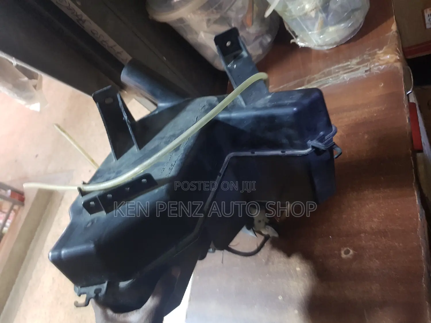 Wind Shield Washer Tank for Nissan Murano 2012