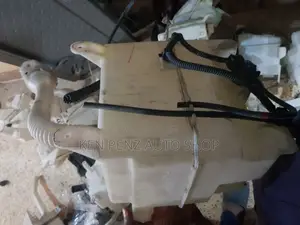 Windshield Water Tank for Harrier Kawundo