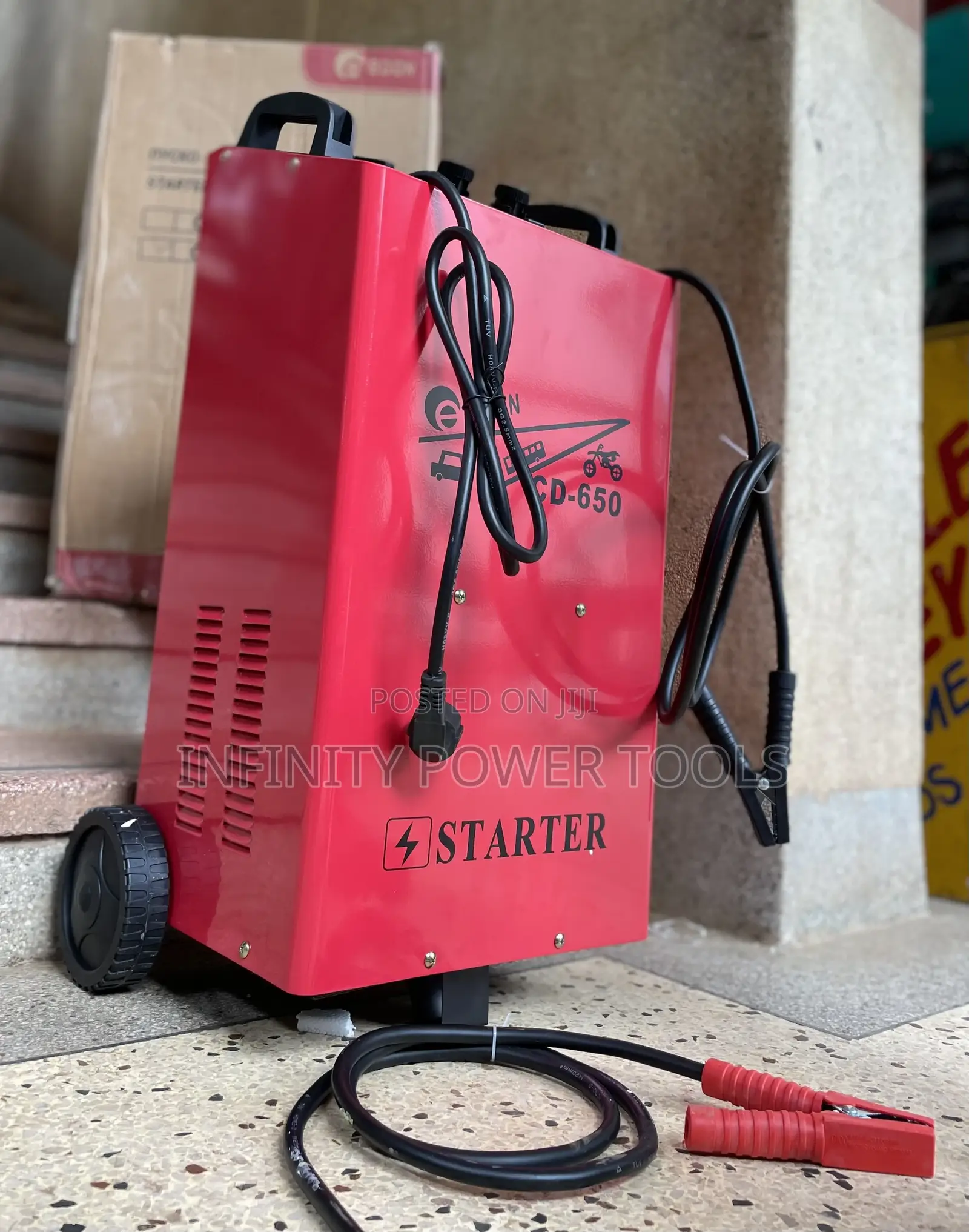 Edon Battery Charger With Accessories CD-650