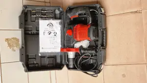 Hammer Drill With Bits Flat and Pointed