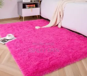 Modern Stylish Fluffy Center Carpet