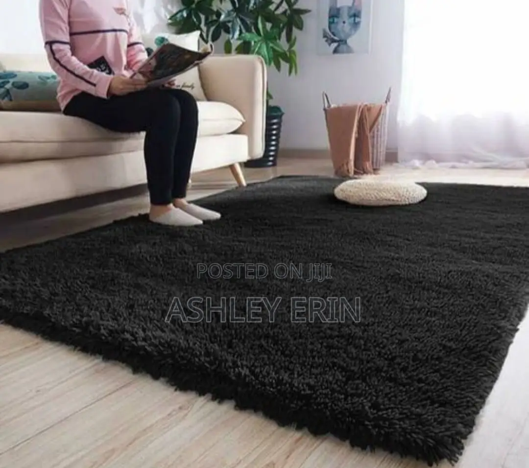 Modern Stylish Fluffy Center Carpet