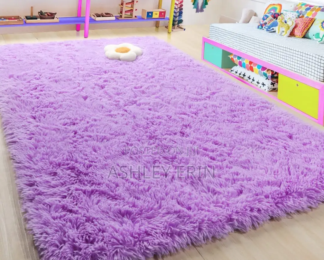 Modern Stylish Fluffy Center Carpet
