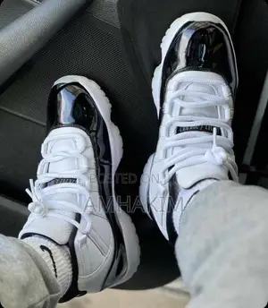 Classic Jordan 11 in Stock