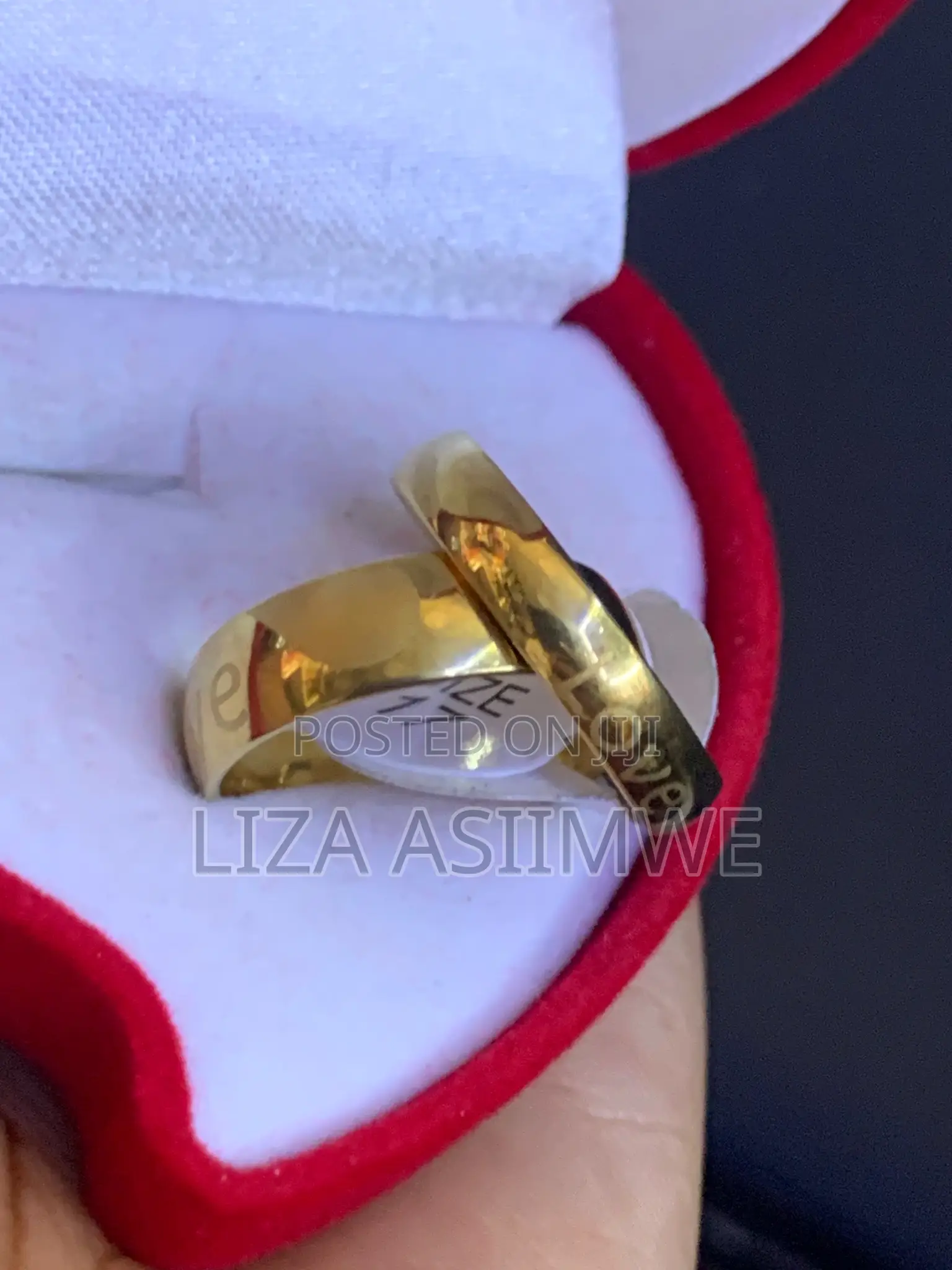 Couple Weddings Rings
