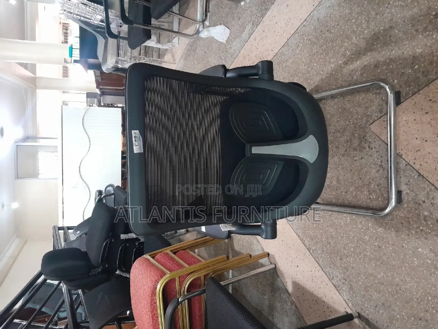 Small Orgonomic Chair for All People