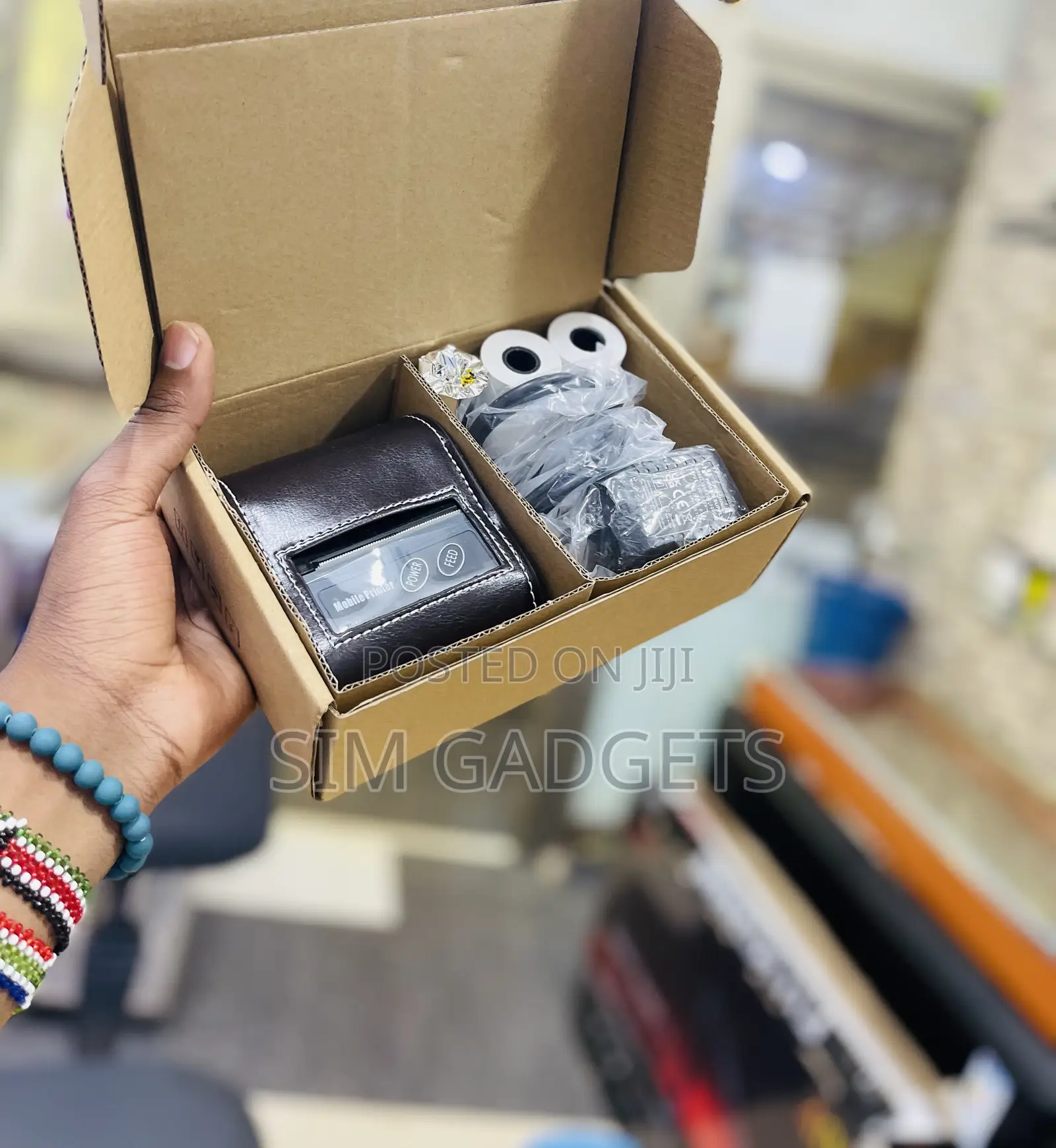 Mobile Receipt Printer. (X)