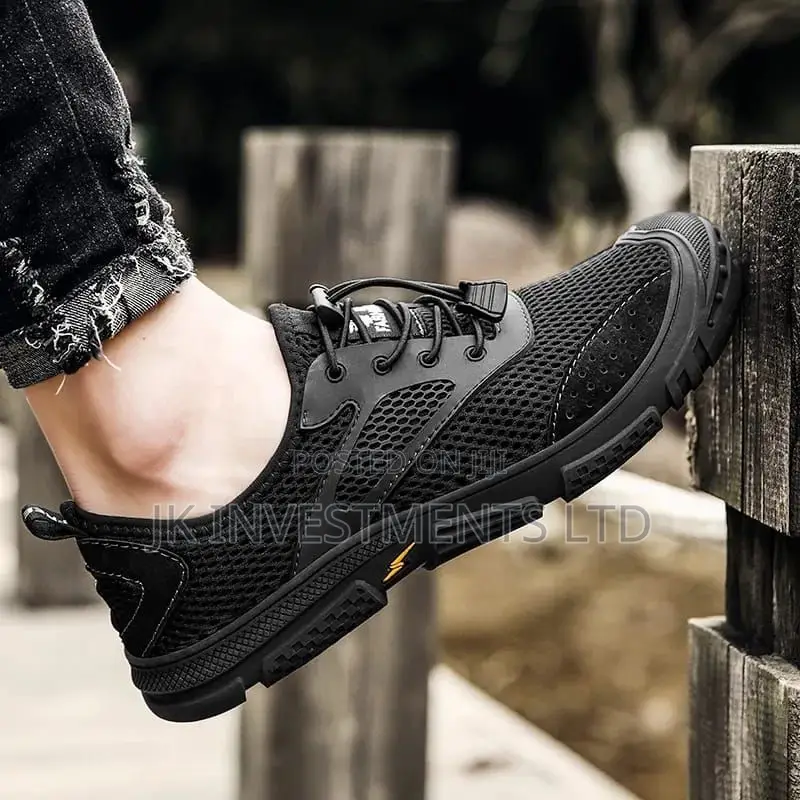 Sneakersss