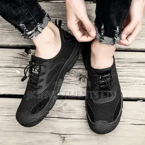 Sneakersss