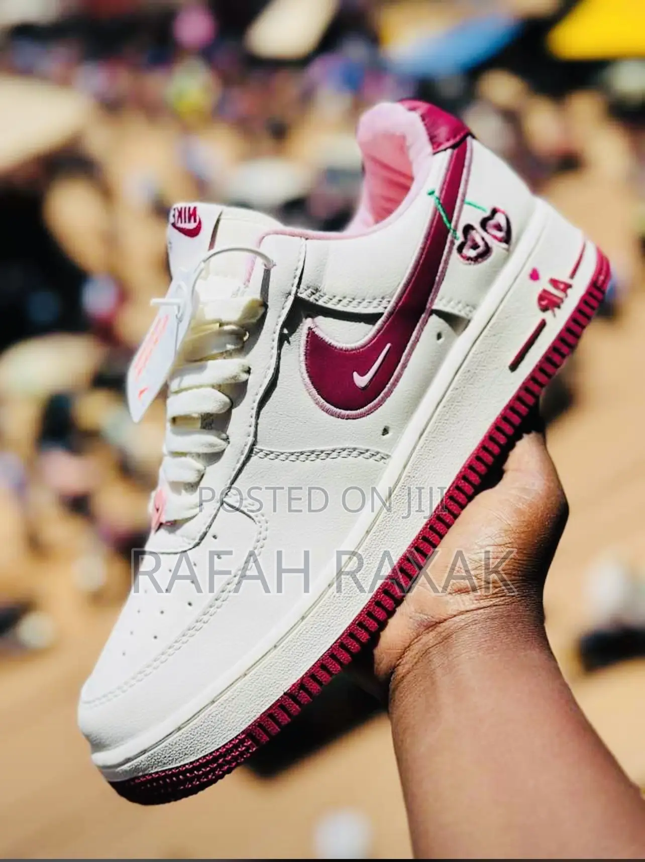 Original Ladies Nike Air Force 1 Valentine Sneaker