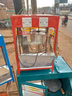 Long Lasting Popcorn Machine/Quality Red Coloured