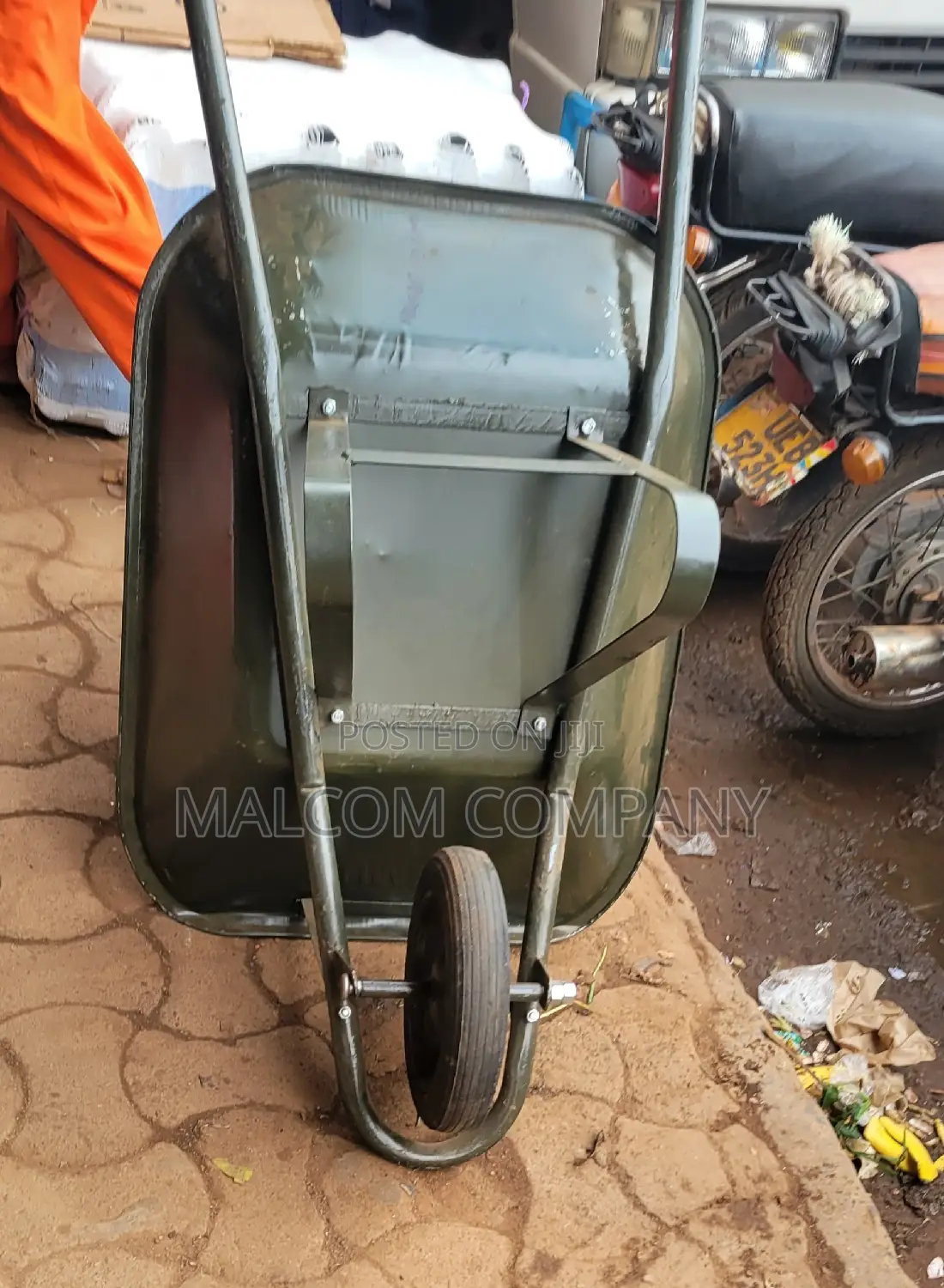 Heavy Duty Wheel Barrow