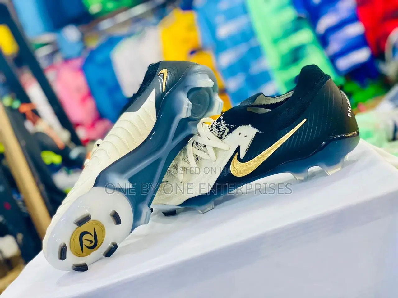 Phantom GX 2 Elite Ag PRO 'Mad Ready Pack Soccer Boot