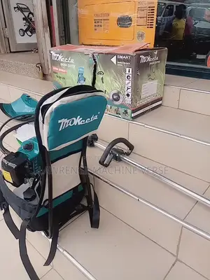 Makita Weeding Machine