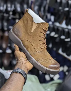 Original Brown Clarks Casual Leather Boots