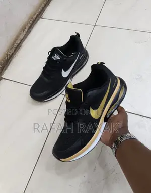 Classic Nike Zoom Airmax Sneaker