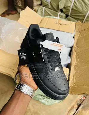 Original Black Nike Airforce 1 Sneaker